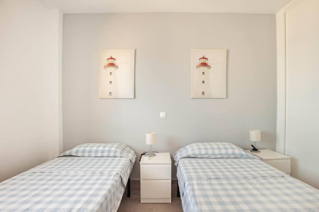 Refurbished 4* With Great Balcony Appartement *